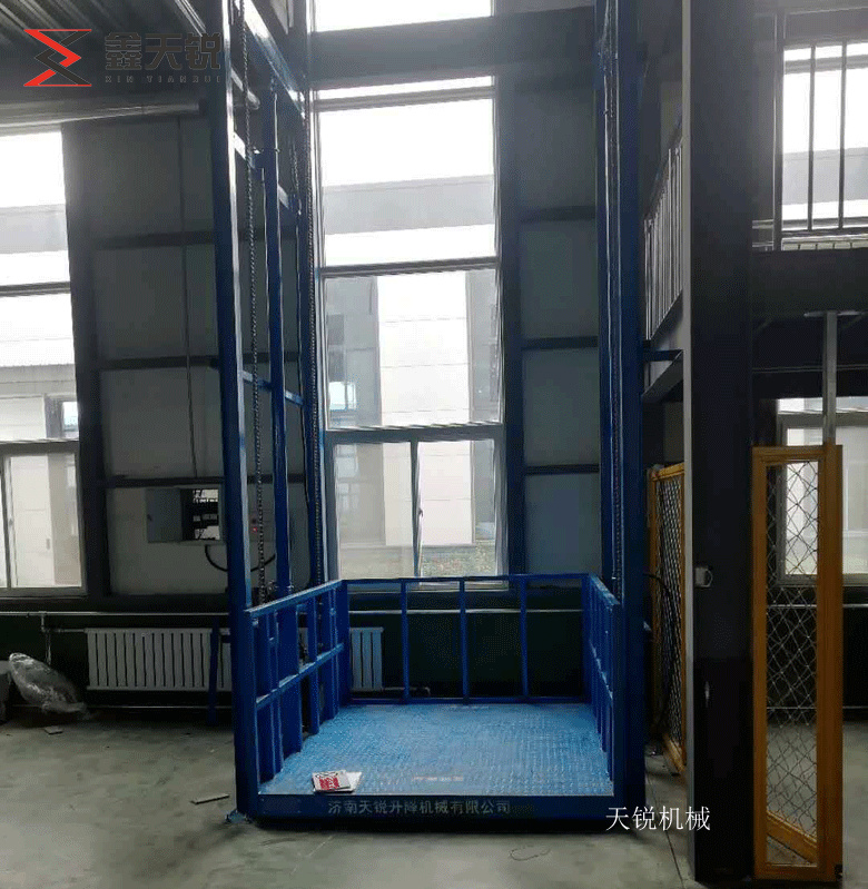 阿坝导轨式升降机验收合格